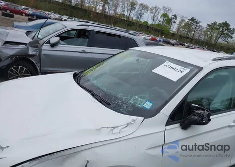 2019 Volkswagen Tiguan 2.0T S z USA, uszkodzony, nr VIN 3VV0B7AX9KM055305